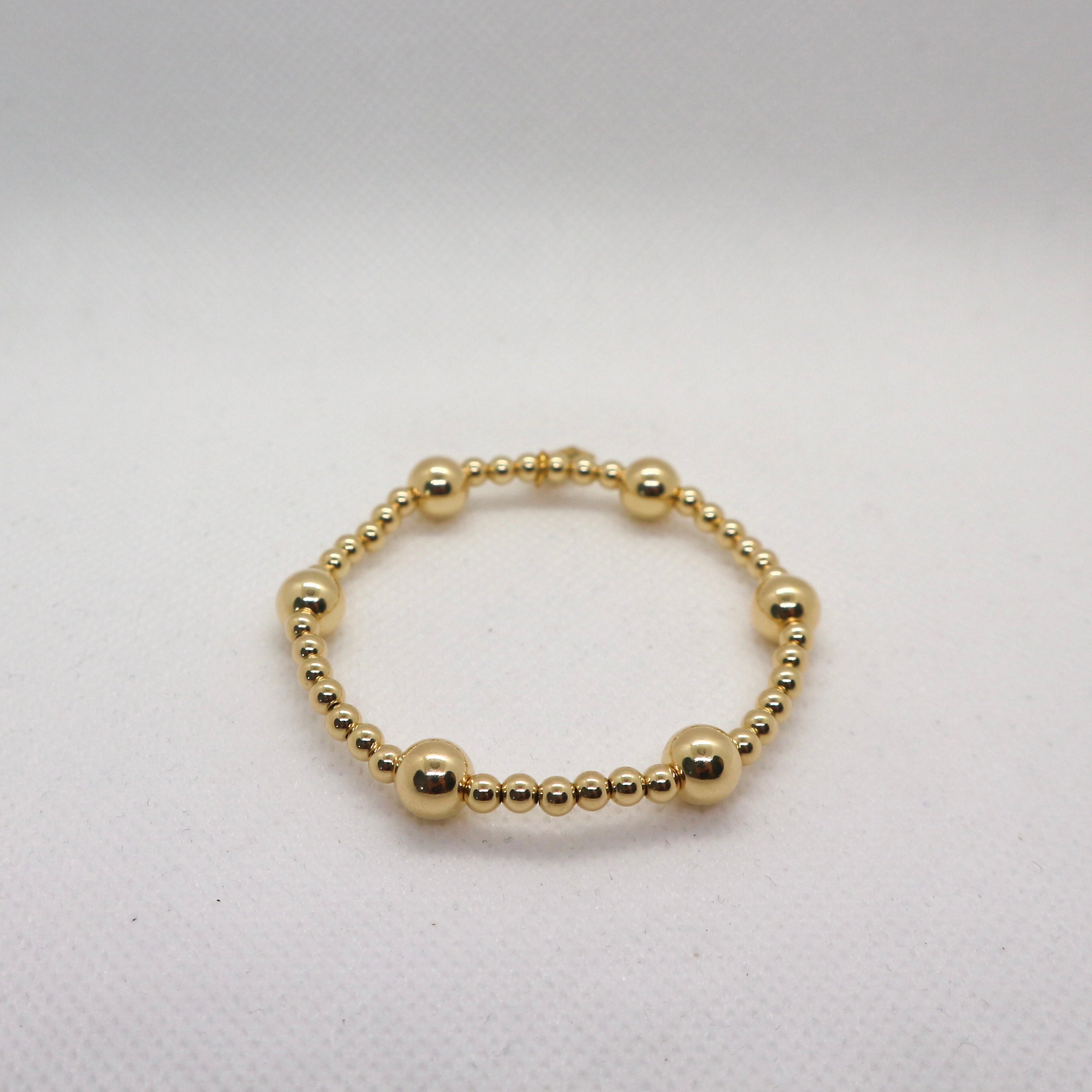 Sabrina 4 en 8mm - Armband